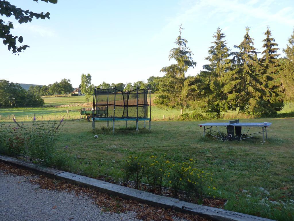 Chambres D'Hotes - Domaine De La Grangeotte Labesserette Bagian luar foto