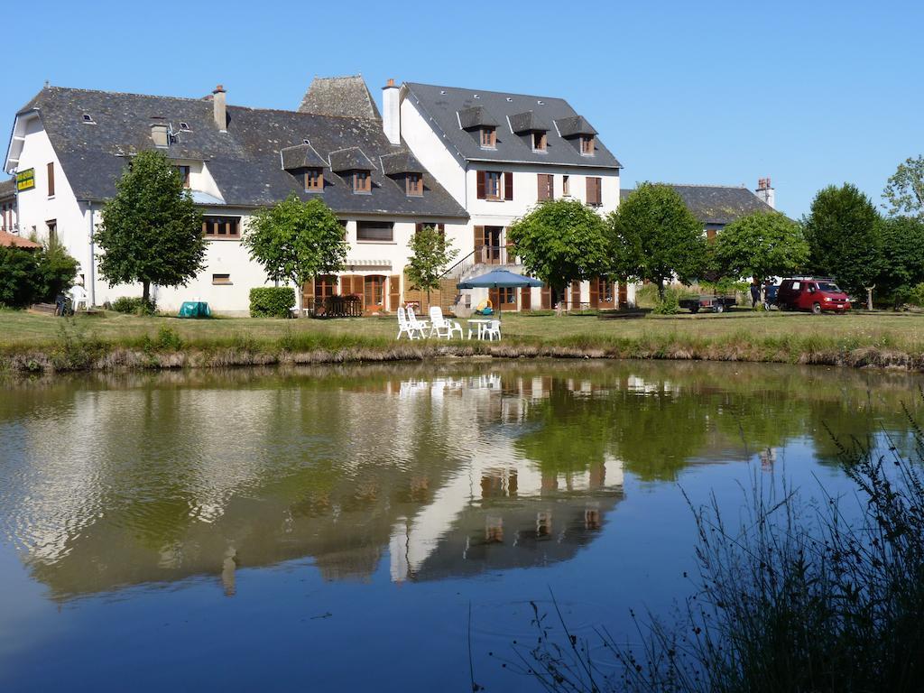 Chambres D'Hotes - Domaine De La Grangeotte Labesserette Bagian luar foto